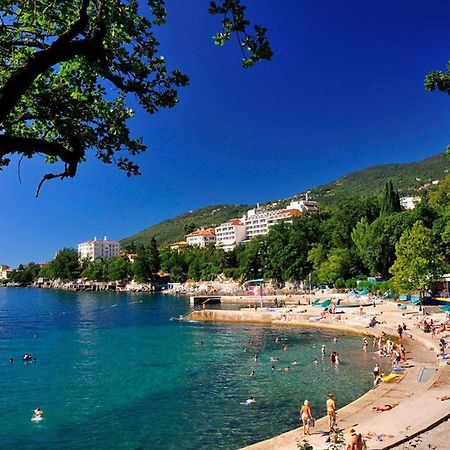 Villa Istria Lovran Εξωτερικό φωτογραφία